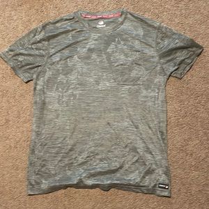 gray dri fit t shirt